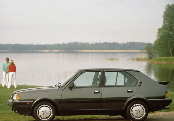 Volvo 345 1980–91 photos