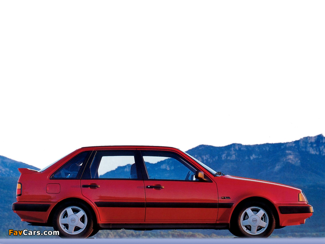 Pictures of Volvo 440 GLT 1988–94 (640 x 480)