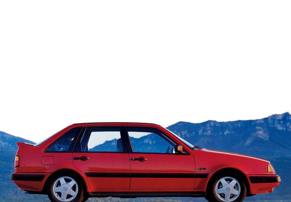 Pictures of Volvo 440 GLT 1988–94