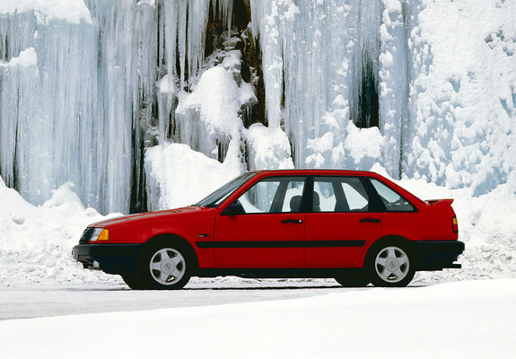 Volvo 440 Turbo 1988–94 images