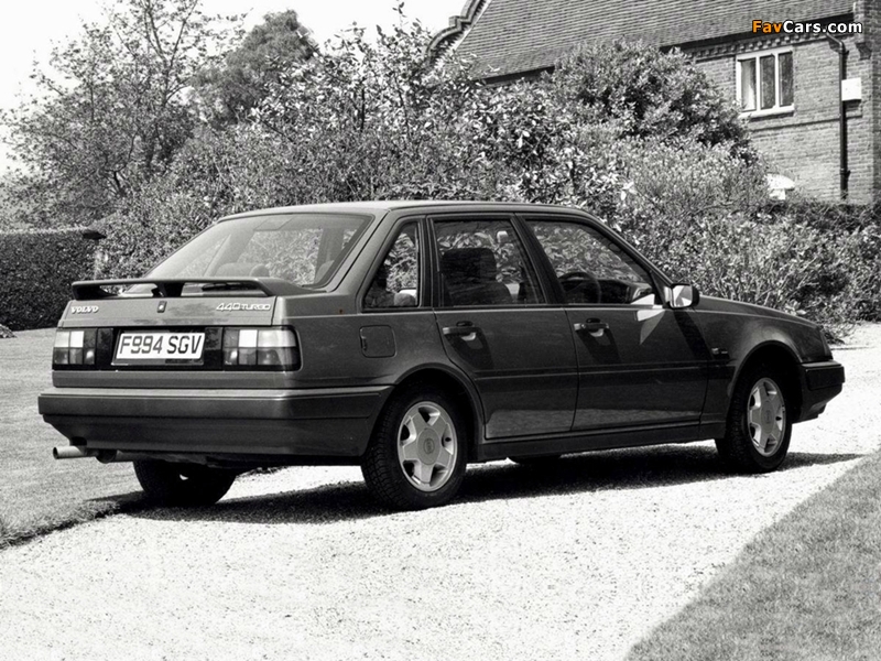 Volvo 440 Turbo UK-spec 1988–94 wallpapers (800 x 600)
