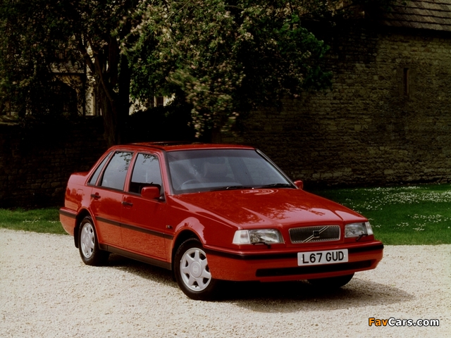 Images of Volvo 460 UK-spec 1994–96 (640 x 480)