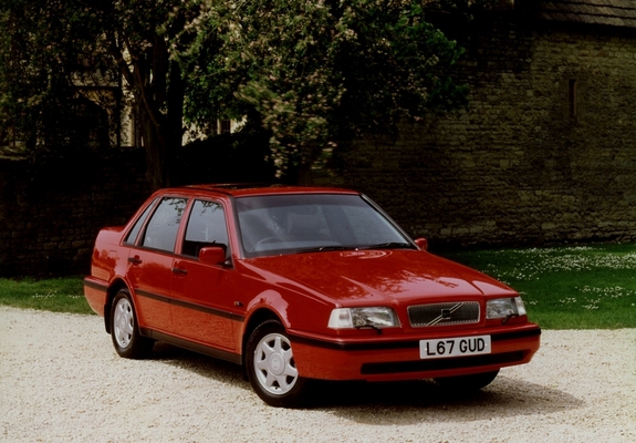 Images of Volvo 460 UK-spec 1994–96