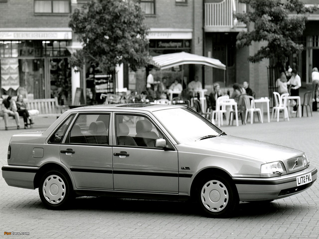 Volvo 460 UK-spec 1994–96 pictures (1280 x 960)