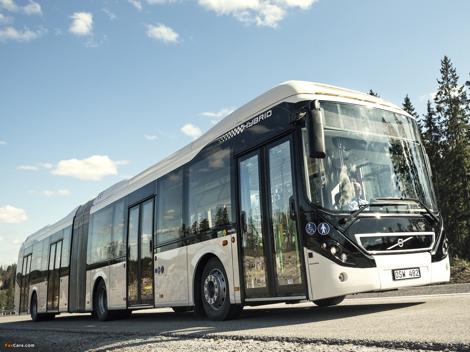 Images of Volvo 7900 NG Articulated 2011 (1600 x 1200)
