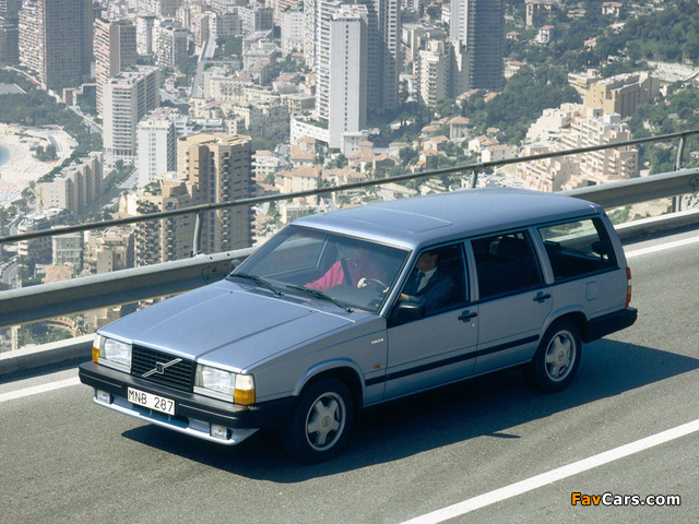 Photos of Volvo 740 Turbo Kombi 1985–90 (640 x 480)