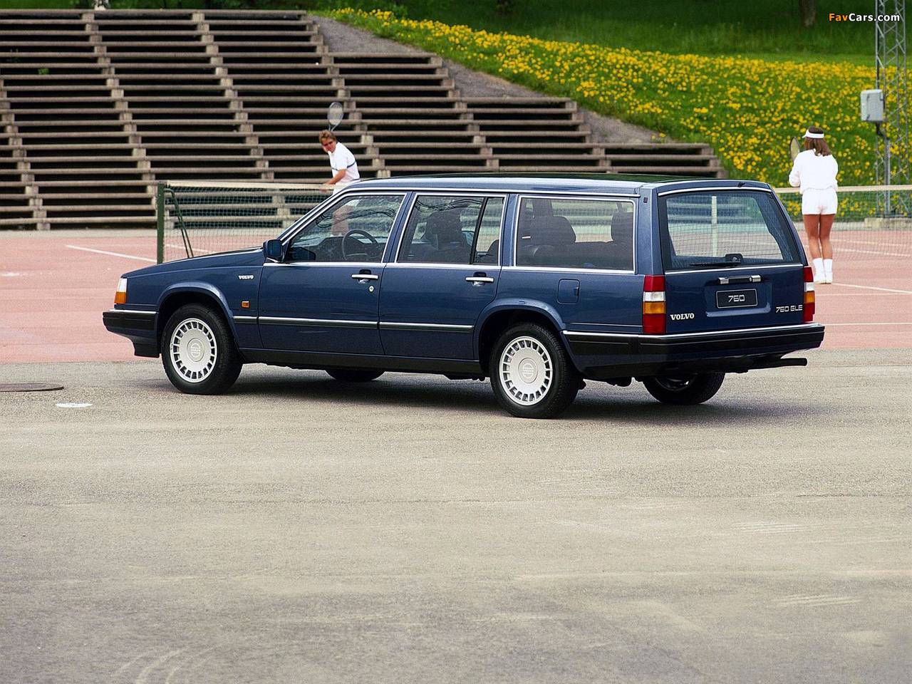 Pictures of Volvo 760 GLE Kombi 1988–90 (1280 x 960)