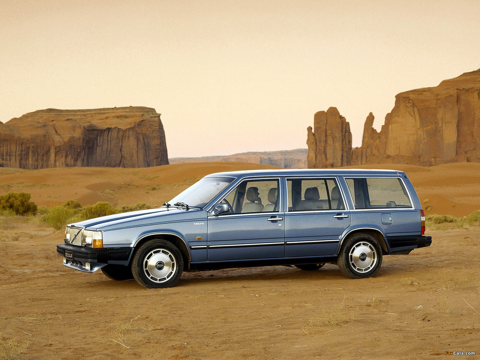 Volvo 760 GLE Kombi 1984–88 photos (1600 x 1200)