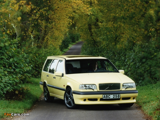 Images of Volvo 850 T5 R Kombi 1995–96 (640 x 480)