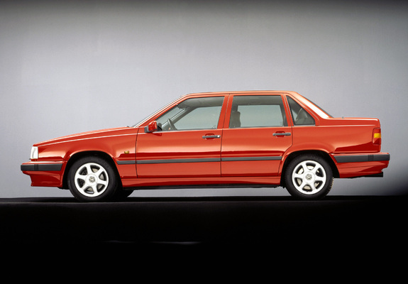 Pictures of Volvo 850 1991–93