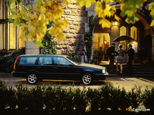 Volvo 850 Kombi 1992–96 images (640 x 480)