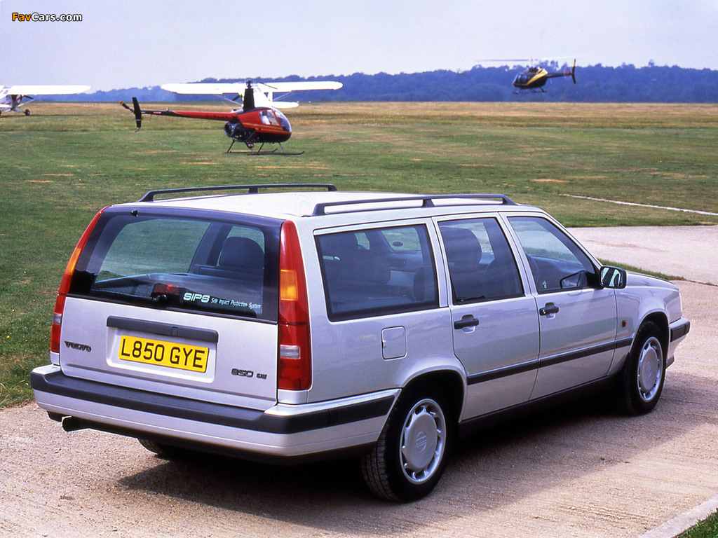 Volvo 850 Kombi UK-spec 1992–96 pictures (1024 x 768)