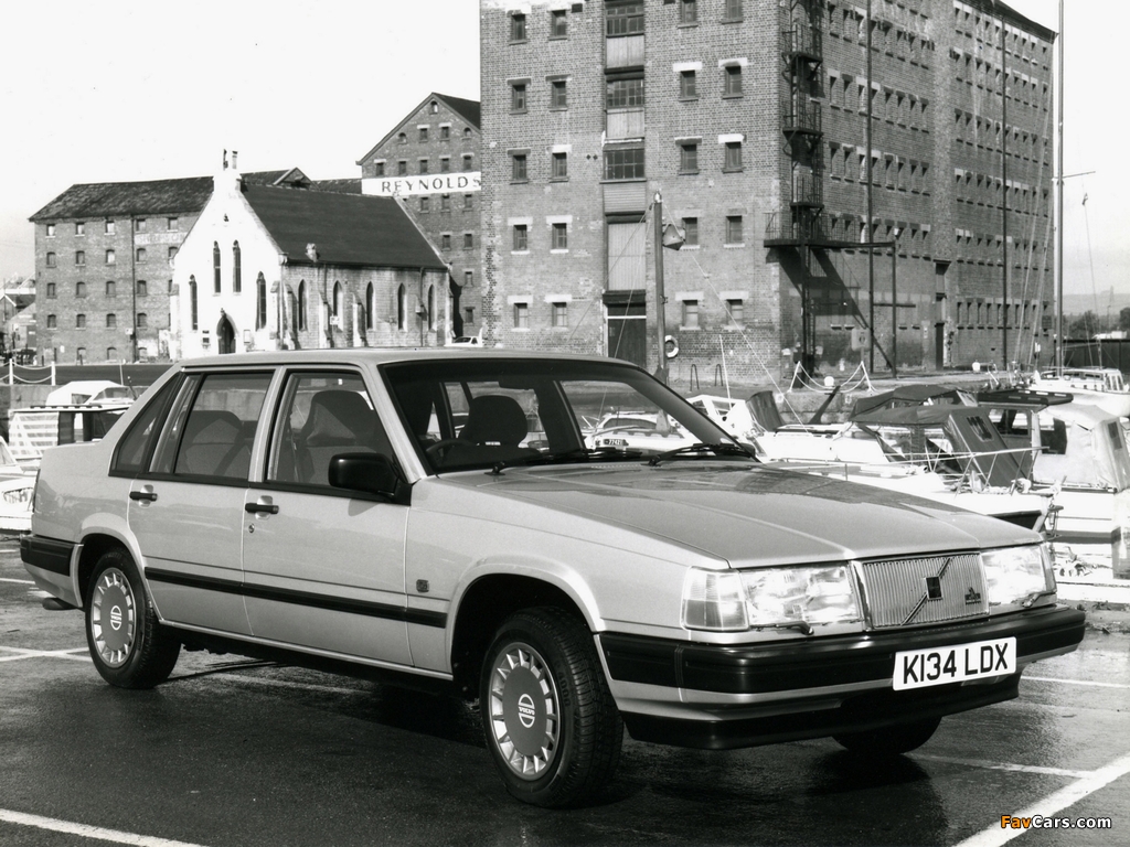 Photos of Volvo 940 UK-spec 1990–98 (1024 x 768)