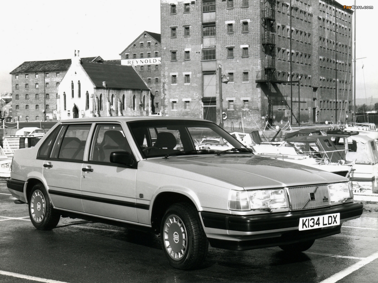 Photos of Volvo 940 UK-spec 1990–98 (1280 x 960)