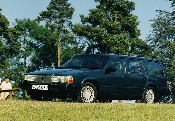 Volvo 940 Kombi UK-spec 1990–98 photos