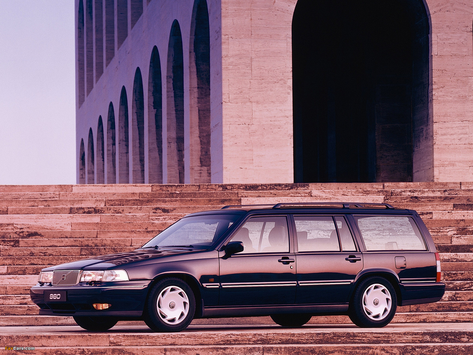 Volvo 960 Kombi 1990–96 photos (1600 x 1200)