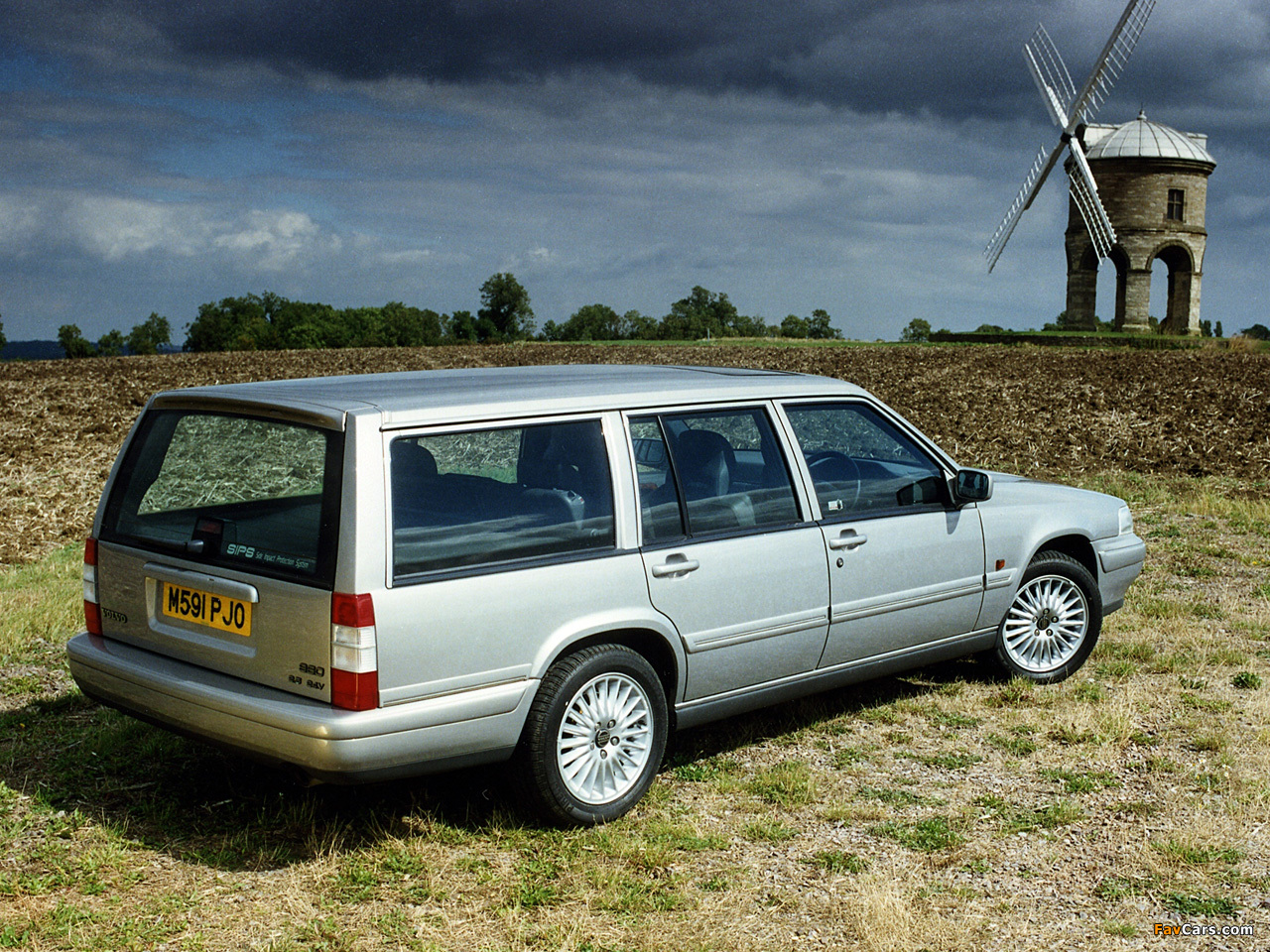 Volvo 960 Kombi UK-spec 1990–96 photos (1280 x 960)
