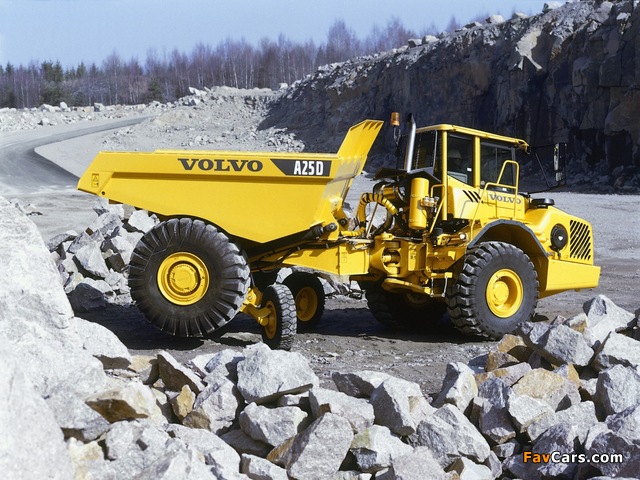 Photos of Volvo A25D 4x4 2003–08 (640 x 480)