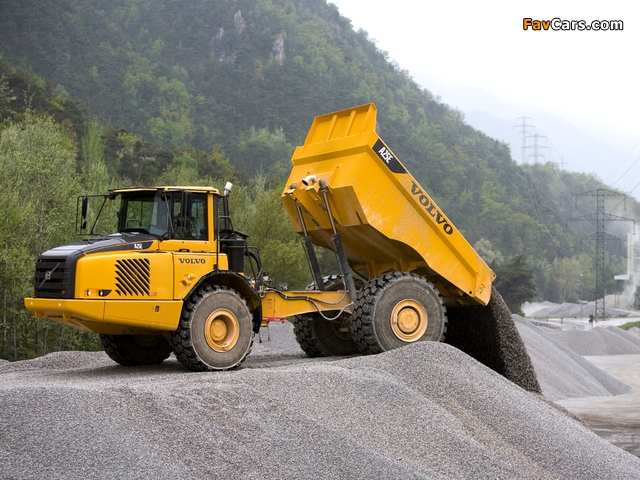 Pictures of Volvo A25E 4x4 2008–11 (640 x 480)