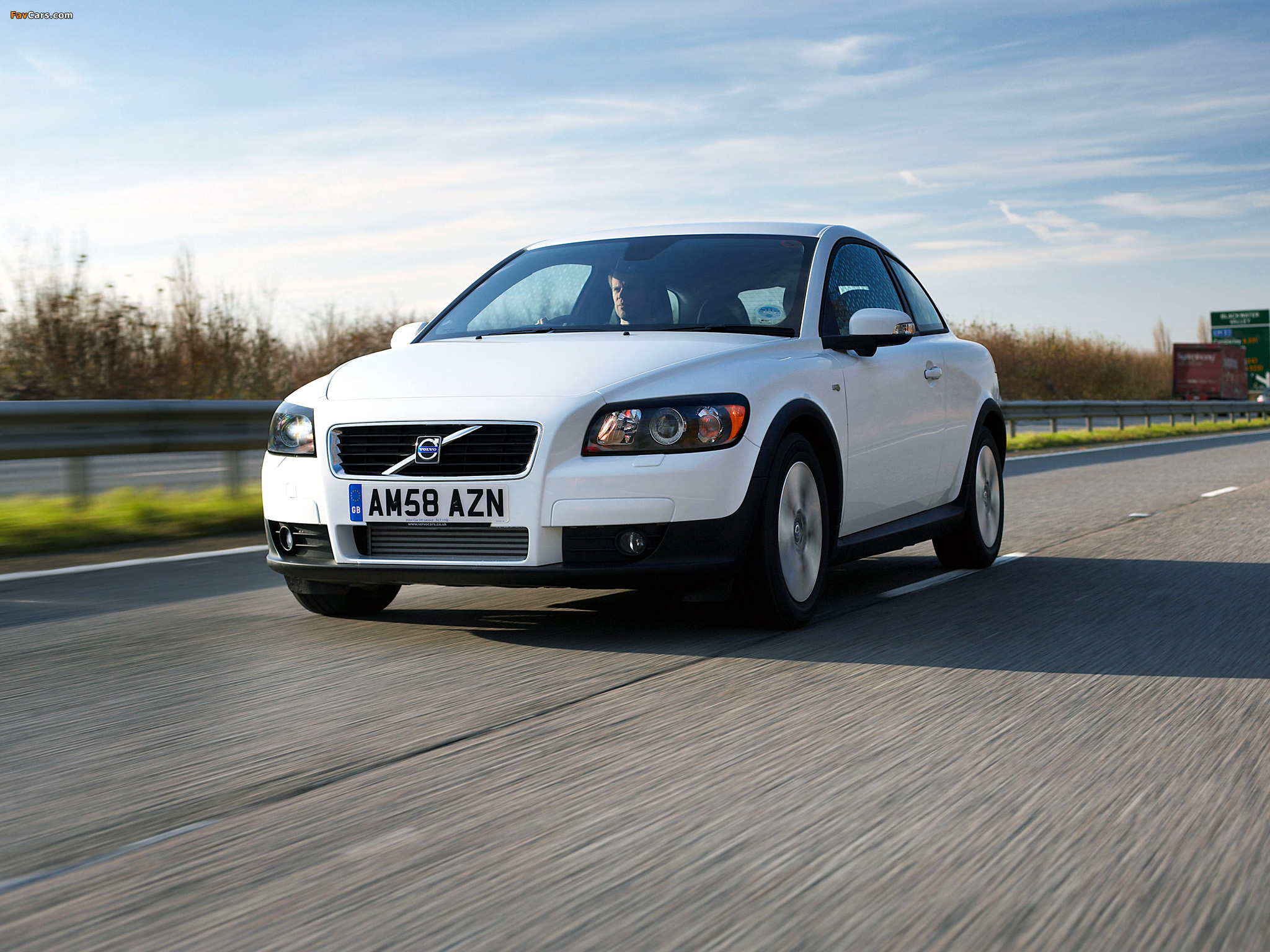 Photos of Volvo C30 DRIVe Efficiency UK-spec 2008–09 (2048 x 1536)