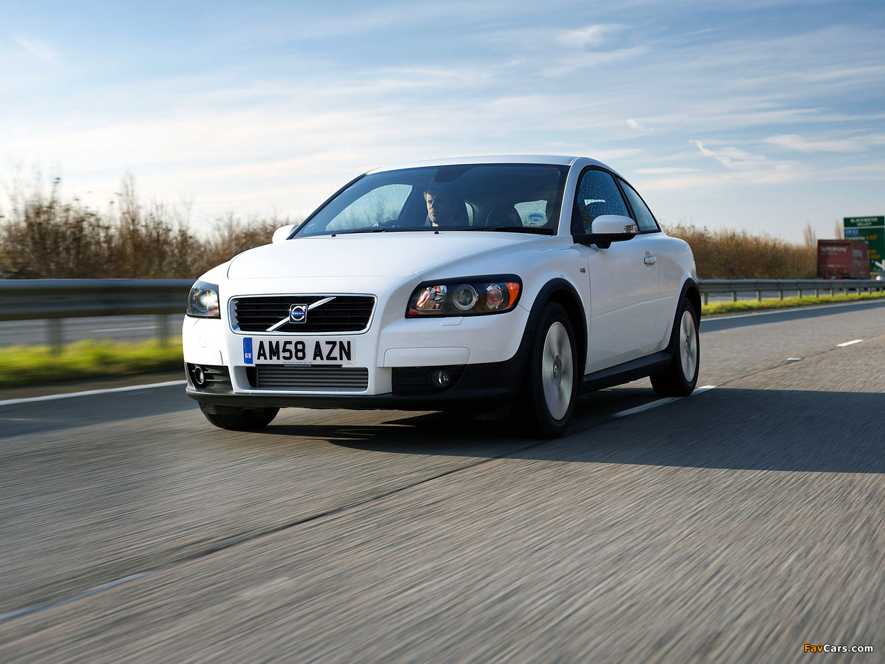 Photos of Volvo C30 DRIVe Efficiency UK-spec 2008–09 (1280 x 960)