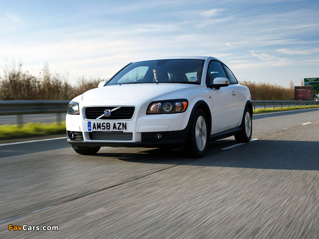 Photos of Volvo C30 DRIVe Efficiency UK-spec 2008–09 (640 x 480)