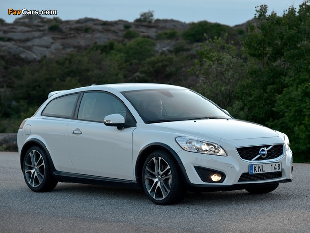 Photos of Volvo C30 T5 2009 (640 x 480)