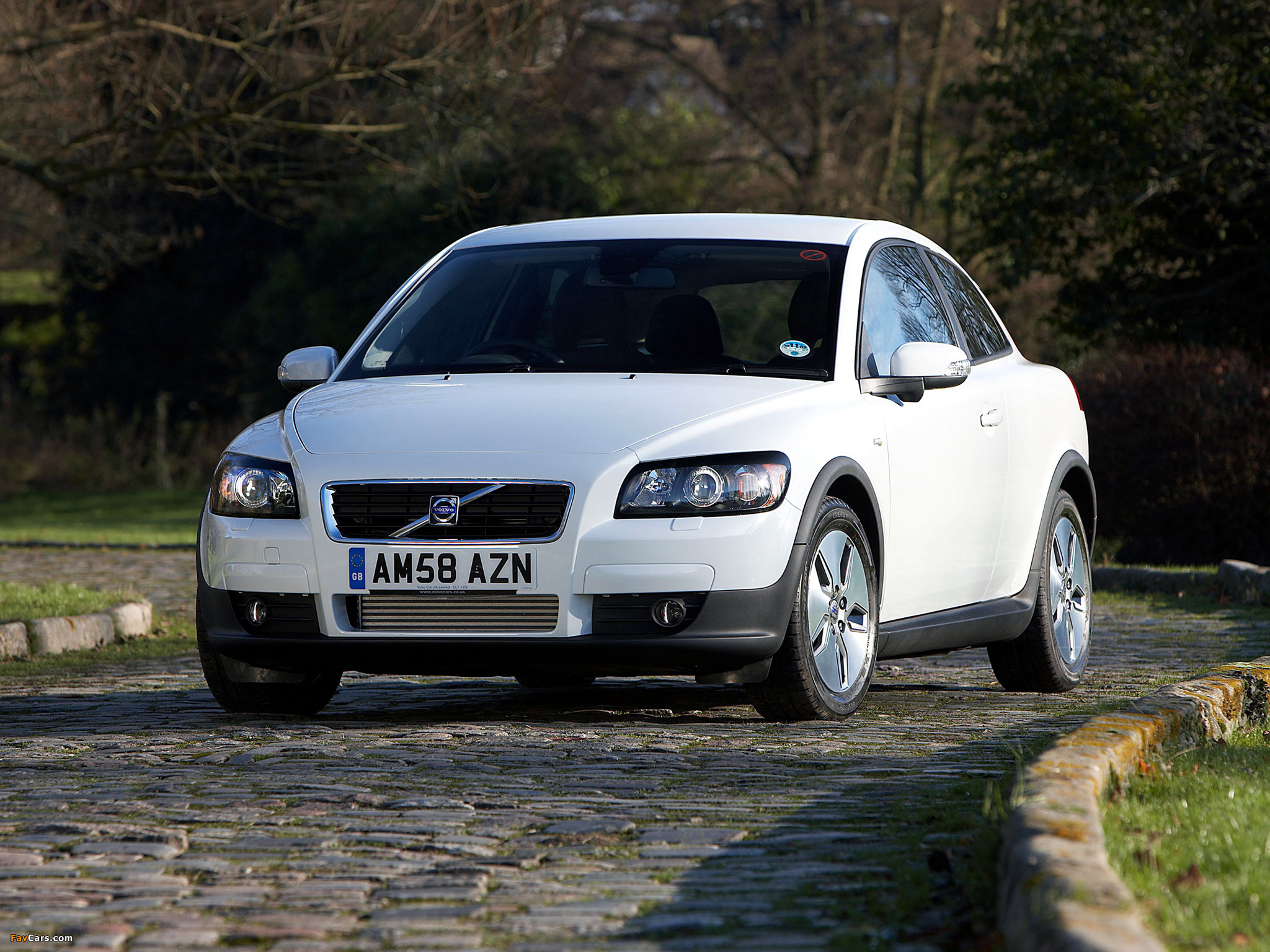 Pictures of Volvo C30 DRIVe Efficiency UK-spec 2008–09 (2048 x 1536)