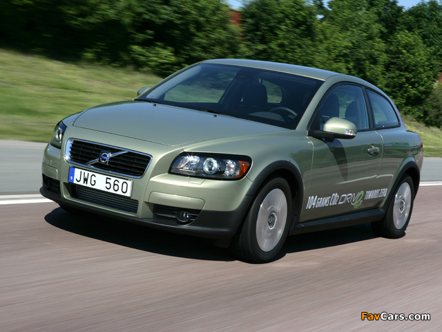 Volvo C30 DRIVe Efficiency 2008–09 photos (640 x 480)