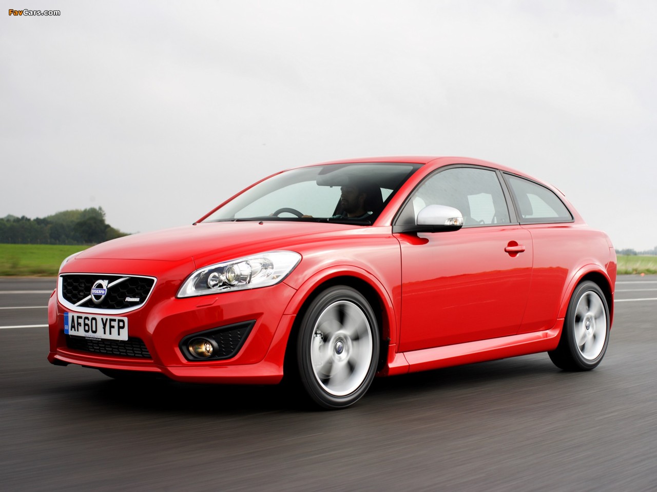 Volvo C30 R-Design UK-spec 2009 images (1280 x 960)