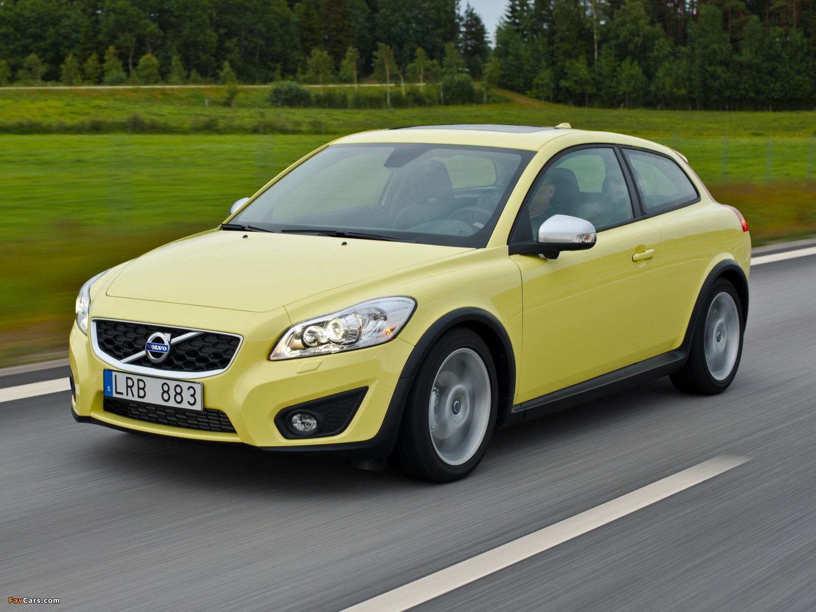 Volvo C30 DRIVe 2009 wallpapers (1600 x 1200)