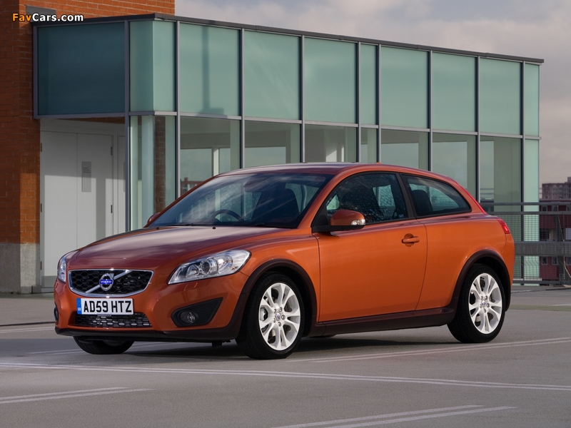 Volvo C30 2.0D UK-spec 2010 pictures (800 x 600)