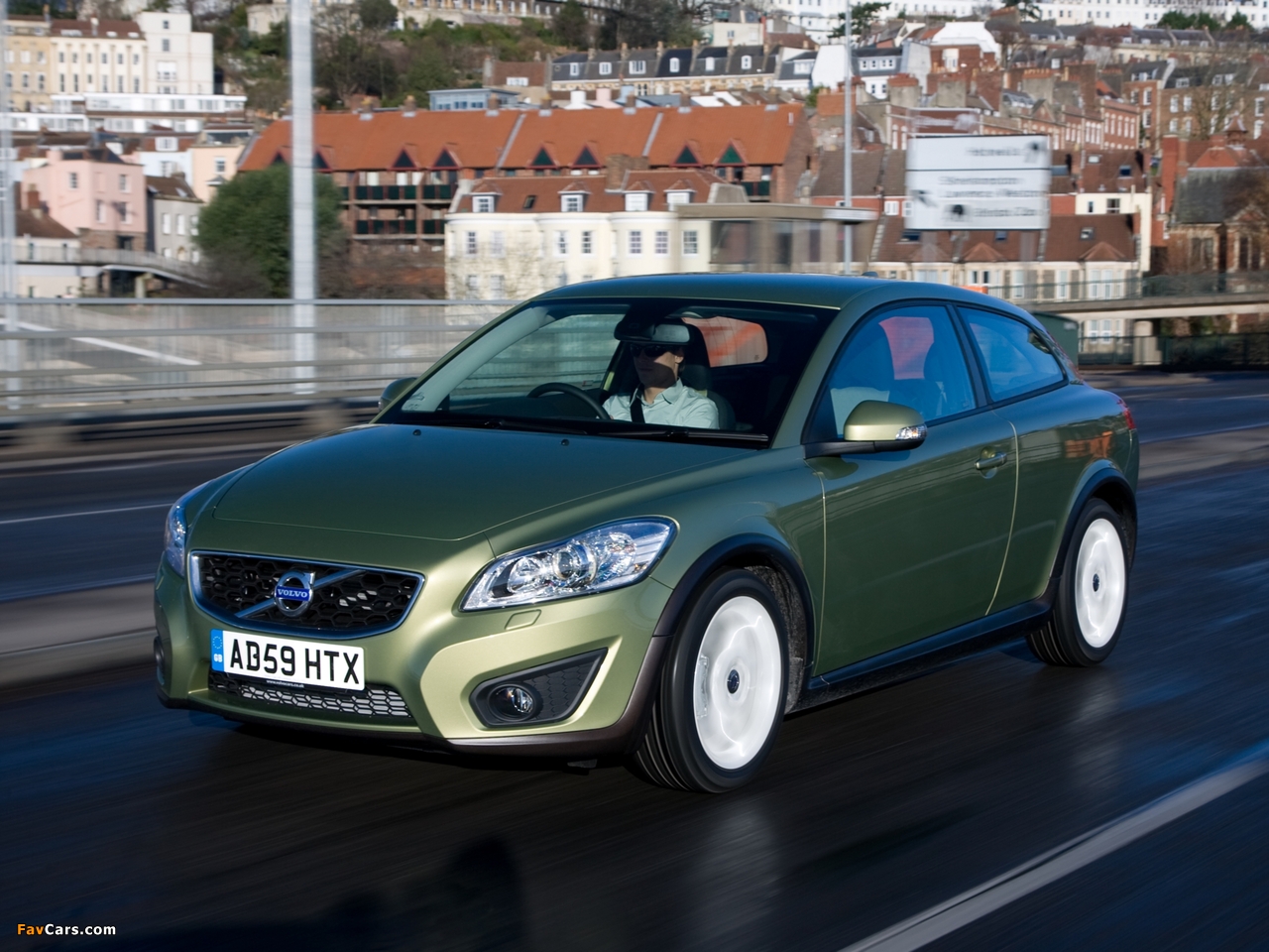 Volvo C30 2.0D UK-spec 2010 wallpapers (1280 x 960)