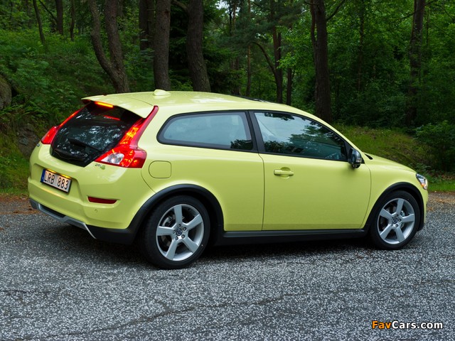 Volvo C30 DRIVe 2009 wallpapers (640 x 480)