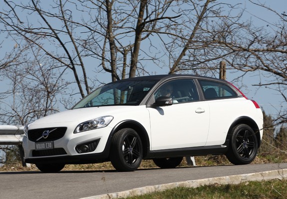 Volvo C30 Black Design 2011 wallpapers