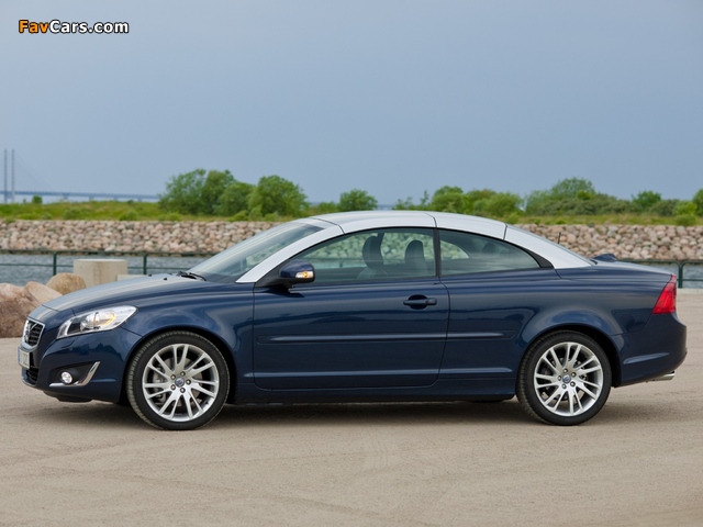 Images of Volvo C70 D3 2010 (640 x 480)