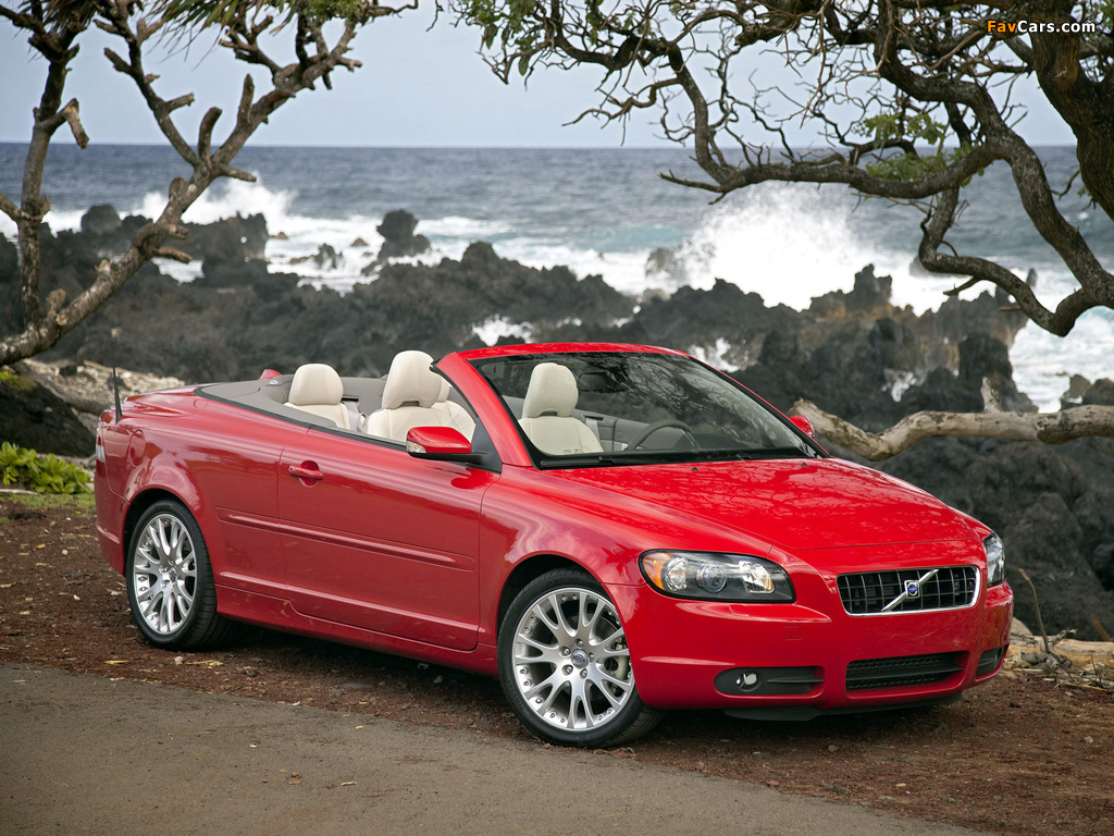 Photos of Volvo C70 T5 US-spec 2005–09 (1024 x 768)