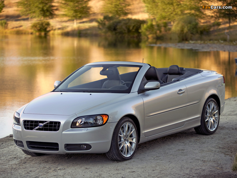 Pictures of Volvo C70 T5 US-spec 2005–09 (800 x 600)