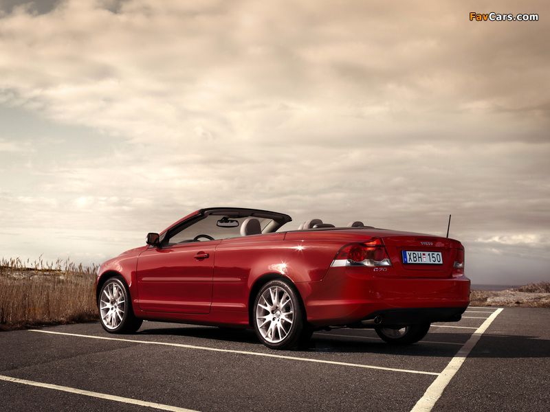Pictures of Volvo C70 D5 2006–09 (800 x 600)