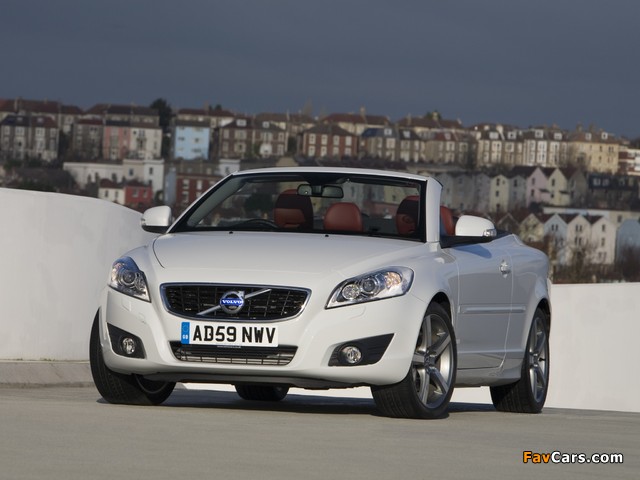 Pictures of Volvo C70 D5 UK-spec 2010 (640 x 480)