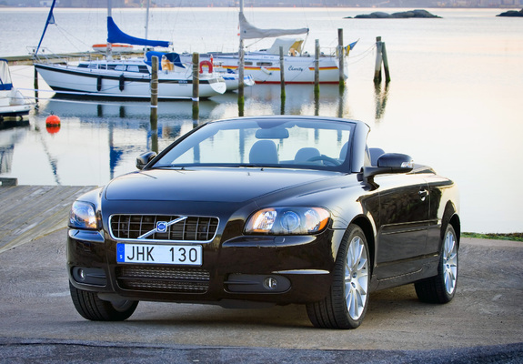 Volvo C70 T5 2005–09 images