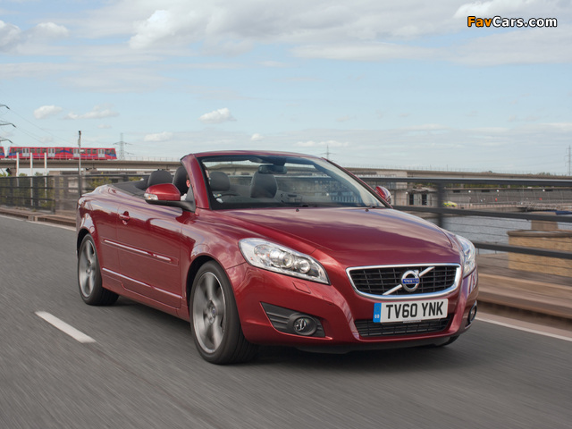 Volvo C70 D3 UK-spec 2010 images (640 x 480)