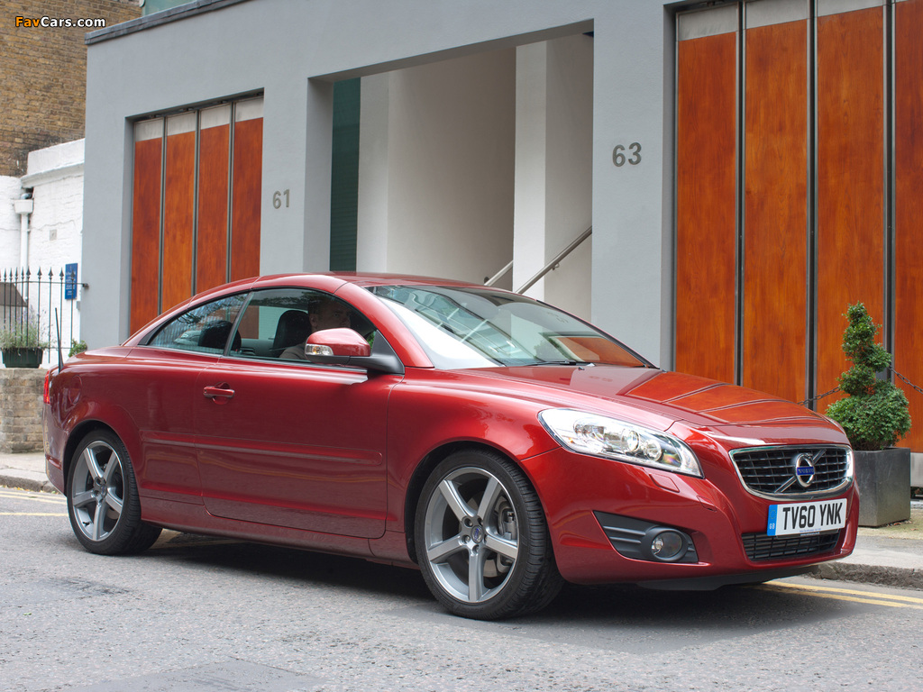 Volvo C70 D3 UK-spec 2010 images (1024 x 768)