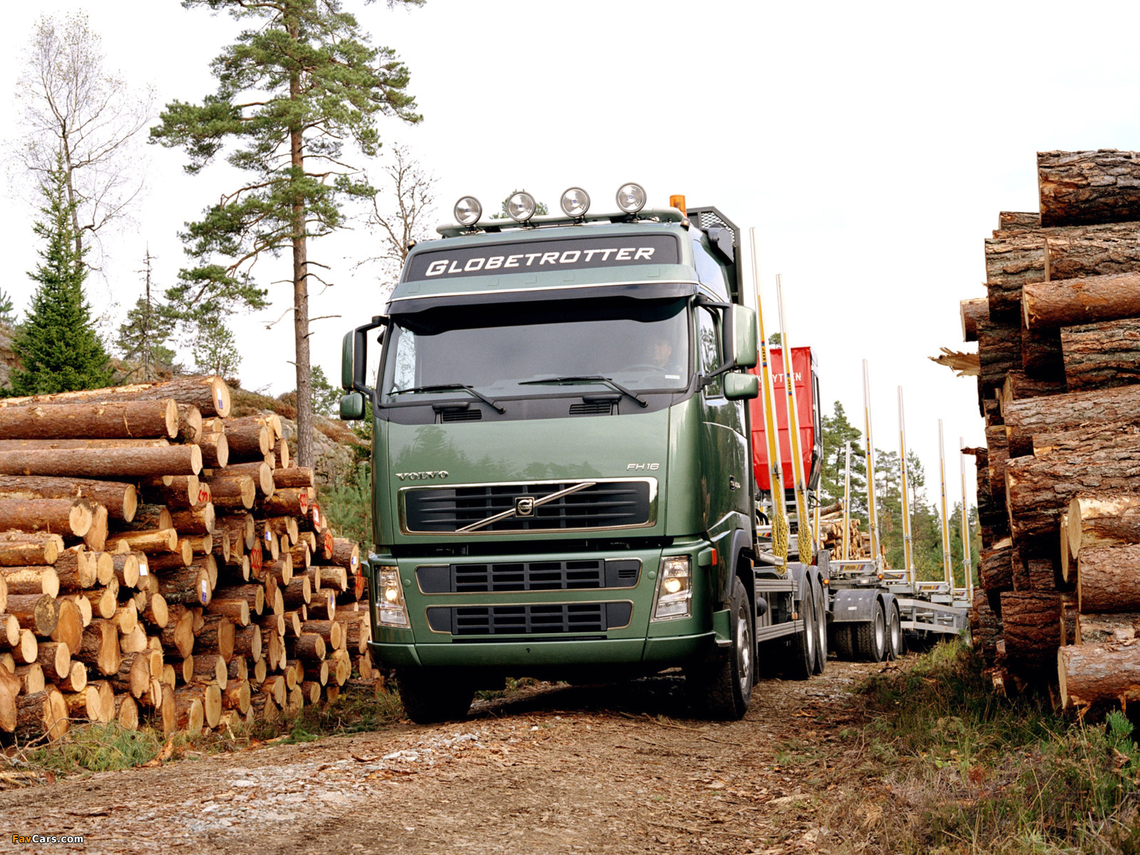 Volvo FH16 Timber Truck 2003–08 wallpapers (1600 x 1200)