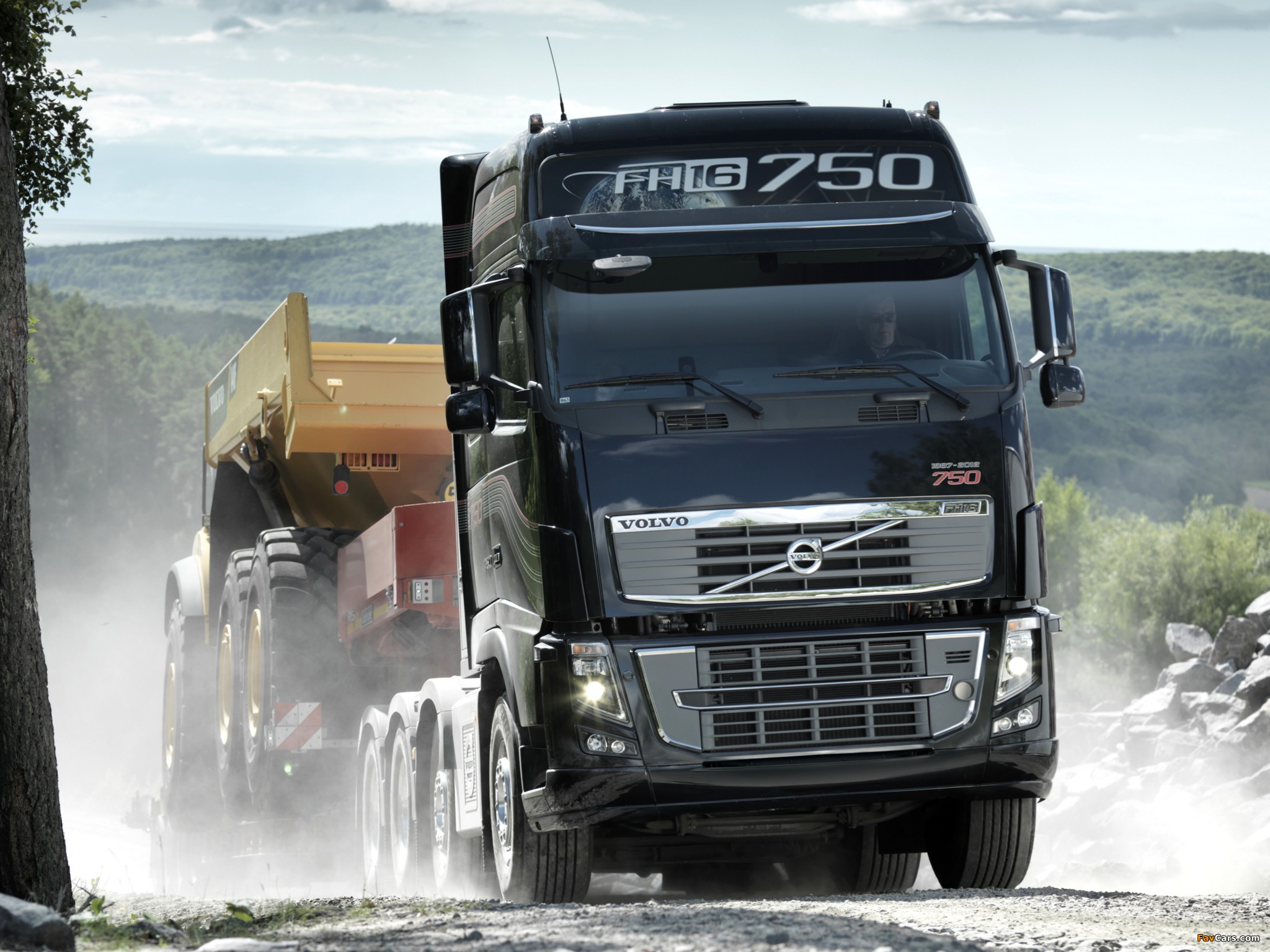 Volvo FH16 750 8x4 2011–12 wallpapers (2048 x 1536)