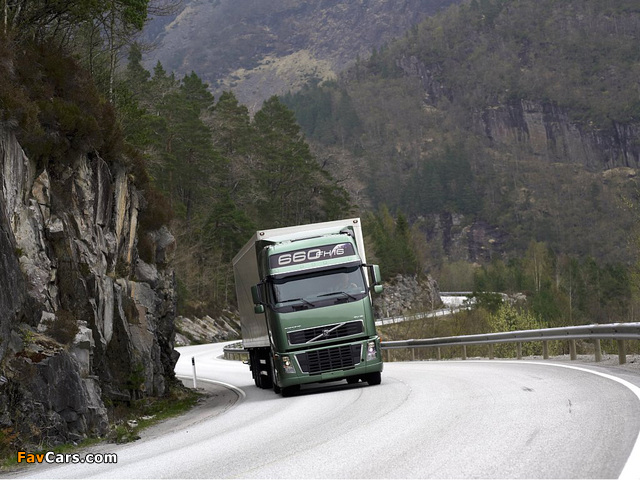 Volvo FH16 4x2 2003–08 wallpapers (640 x 480)
