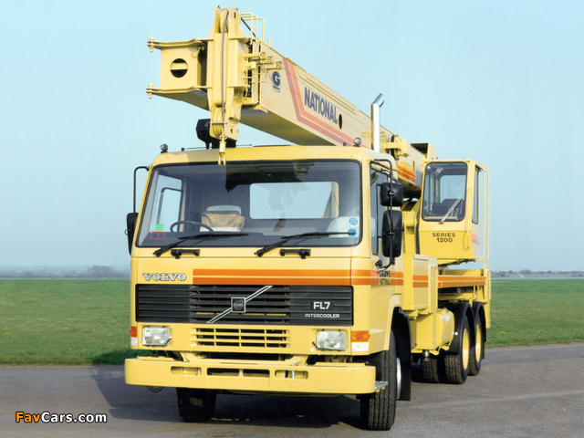 Volvo FL7 Grove NS 1200 Crane UK-spec 1985–96 pictures (640 x 480)