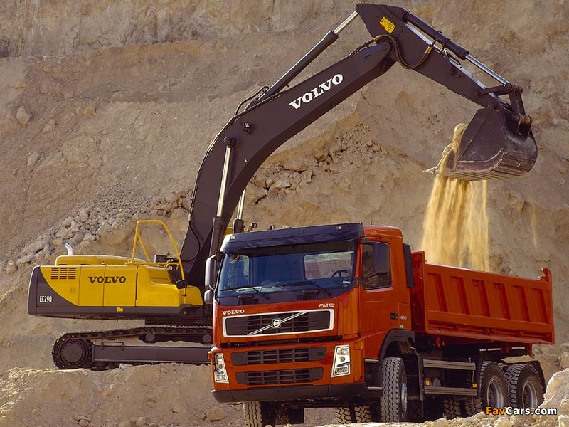 Photos of Volvo FM12 6x4 Tipper 2003–05 (800 x 600)
