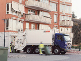 Pictures of Volvo FM7 6x2 Rolloffcon 1998–2001