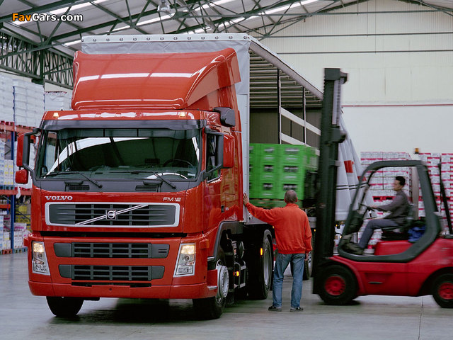 Pictures of Volvo FM12 4x2 2003–05 (640 x 480)